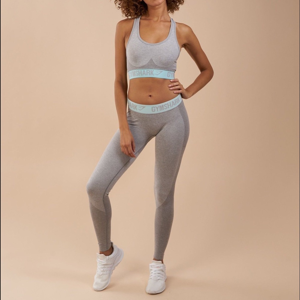 Gymshark Flex Sports Bra & Bottom Set